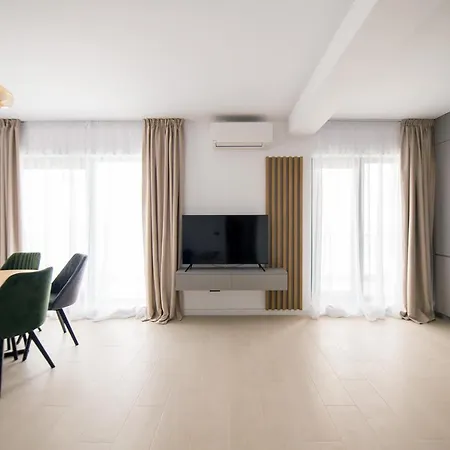 Luxury Promenada - Frontal Beachfront Mamaia Nord Нэводари