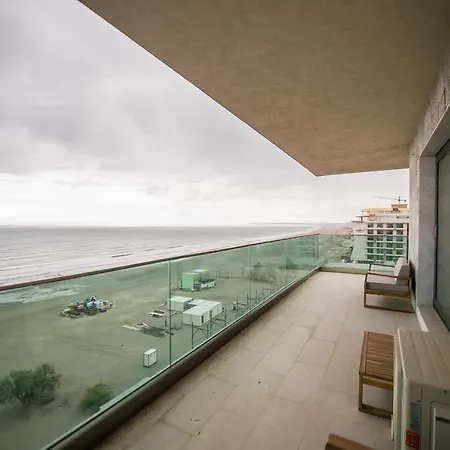 Luxury Promenada - Frontal Beachfront Mamaia Nord Апартаменты Нэводари