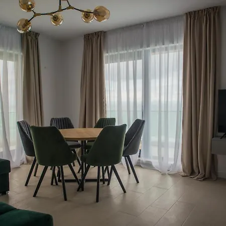 Luxury Promenada - Frontal Beachfront Mamaia Nord Нэводари