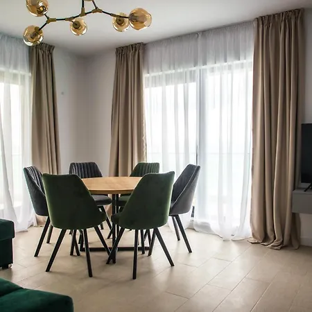 Luxury Promenada - Frontal Beachfront Mamaia Nord * Нэводари