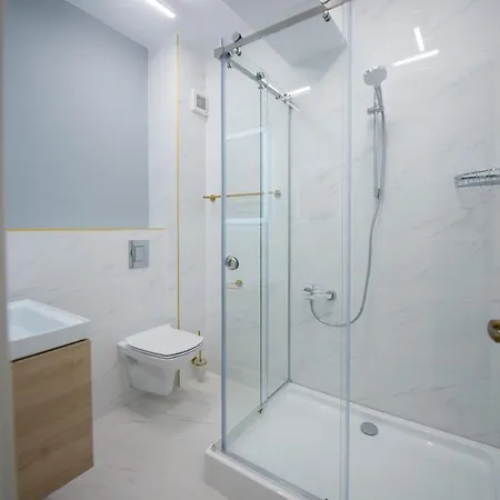 Luxury Promenada - Frontal Beachfront Mamaia Nord Apartamento