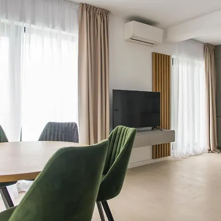 Luxury Promenada - Frontal Beachfront Mamaia Nord Appartement *