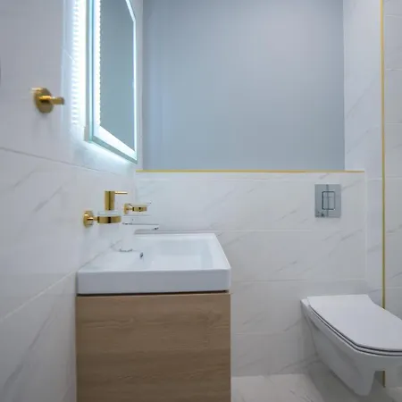Appartement Luxury Promenada - Frontal Beachfront Mamaia Nord