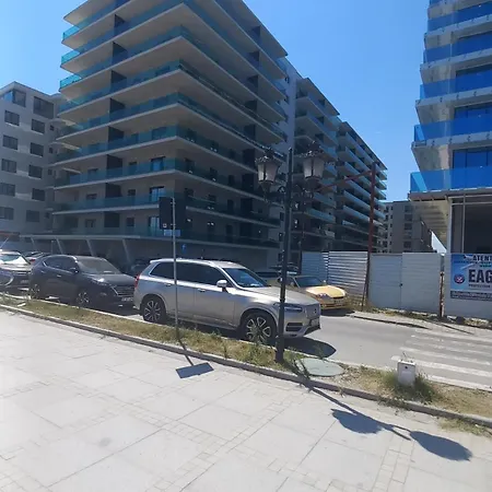Luxury Promenada - Frontal Beachfront Mamaia Nord Appartement *
