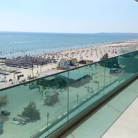 Luxury Promenada - Frontal Beachfront Mamaia Nord *