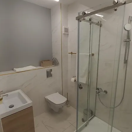 Luxury Promenada - Frontal Beachfront Mamaia Nord *